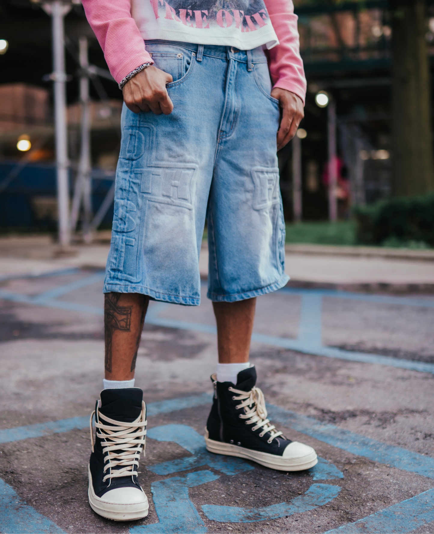 DISTRICT DENIM