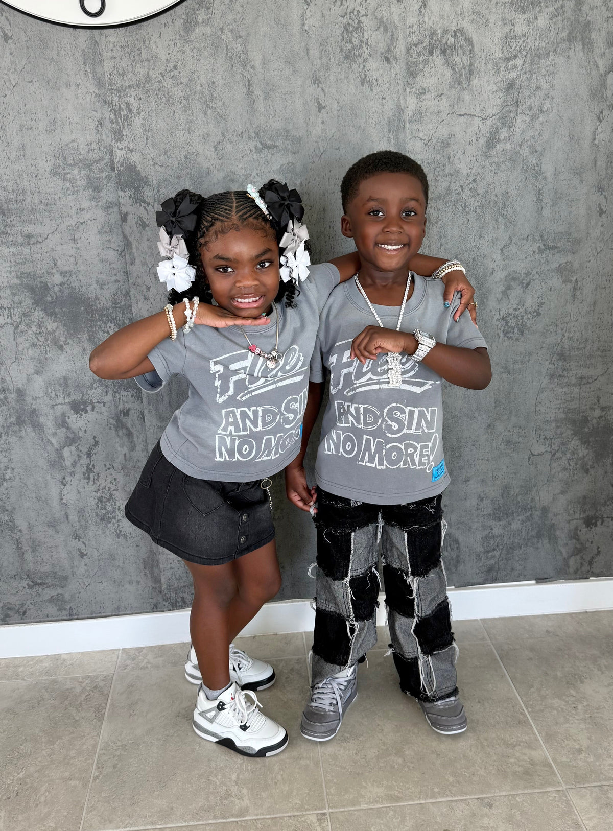 (KIDS) FLEE TEE