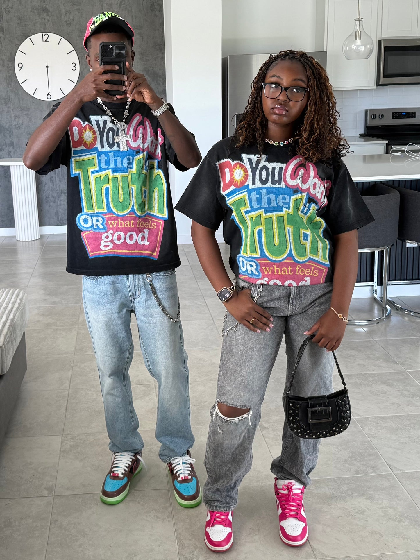 TRUTH TEE