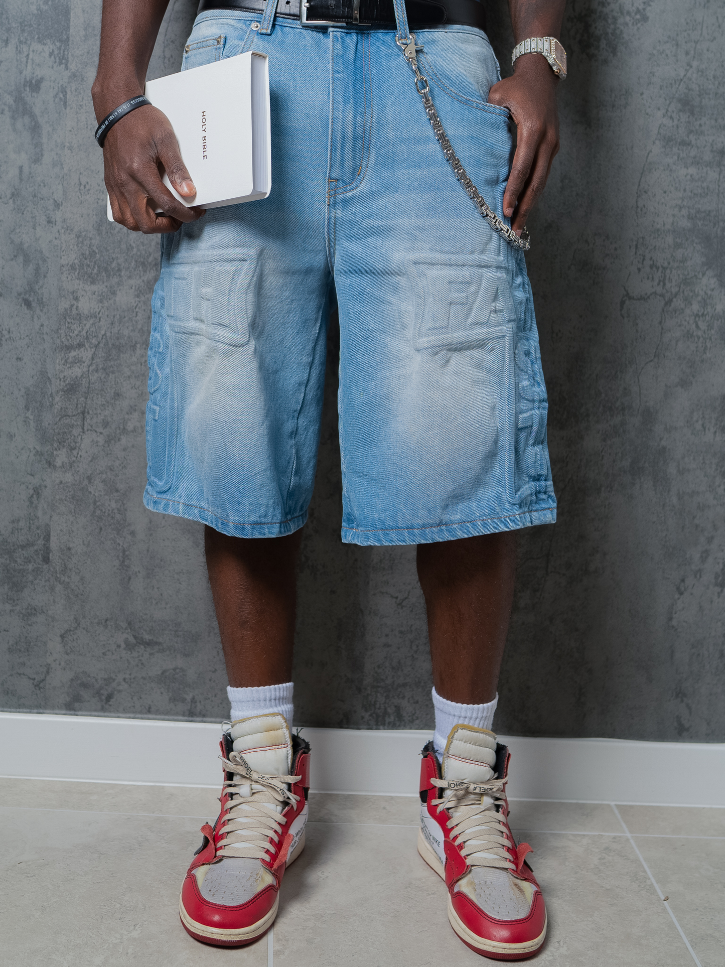 DISTRICT DENIM